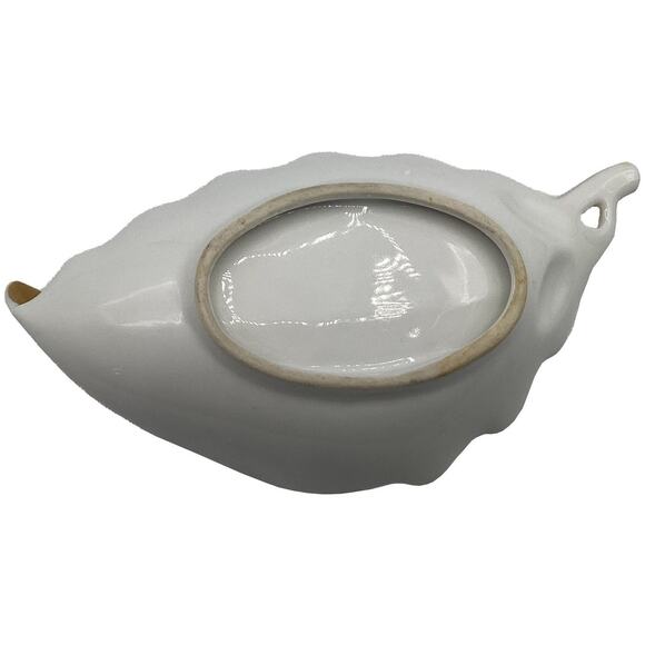 Vintage MCM 1960s Leaf Shaped Dish/Trinket Tray Gold Tone on White Porcelain - Picture 3 of 10